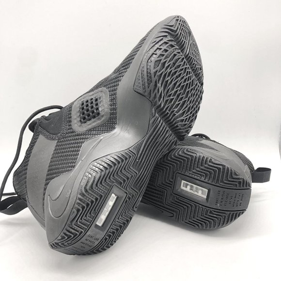 Nike Lebron Soldier XIV Men's Basketball Sneaker Shoe Limited Black CK6024-003 - Picture 4 of 10